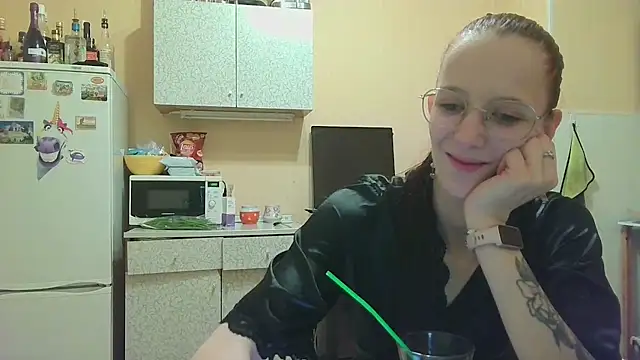 Snapshot of Lucy_Divine chatting on 11, 11, 2025 Lucy Divine online show from 11, 11, 2025