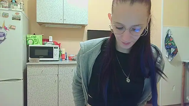 Snapshot of Lucy_Divine chatting on 1, 10, 2025 Lucy Divine online show from 1, 10, 2025