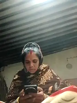 Hot ashna online show from 10, 1, 2026