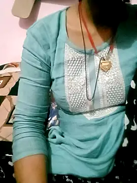 Hot ashna online show from 5, 4, 2026