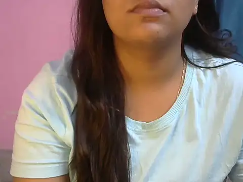 Queenxxx98 online show from 16, 10, 2025