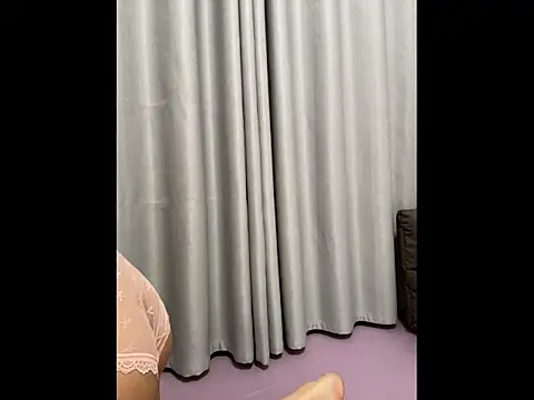 Snapshot of xinyu789 chatting on 17, 12, 2025 xinyu789 online show from 17, 12, 2025