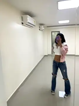 MaskedGirl  online show from 18, 11, 2025