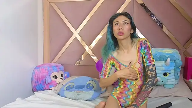 Sophia moo  online show from 29, 5, 2026