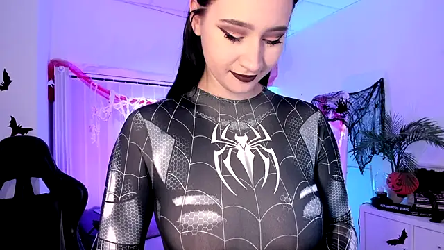 Mary Lori online show from 30, 10, 2025