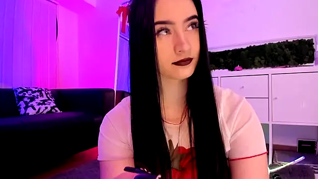 Snapshot of Mary_Lori chatting on 4, 6, 2026 Mary Lori online show from 4, 6, 2026