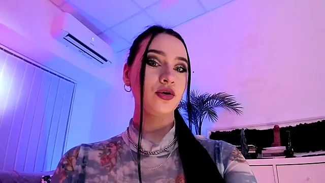 Mary Lori online show from 7, 11, 2025