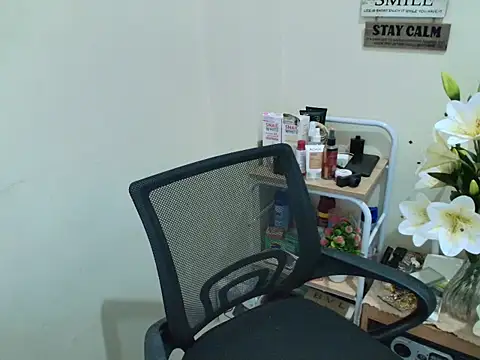 Aphrodities 28 online show from 11, 11, 2025