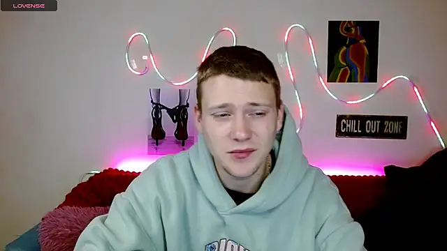 Xavier Night81 online show from 20, 11, 2025