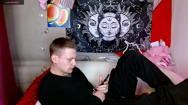 Xavier Night81 online show from 21, 10, 2025