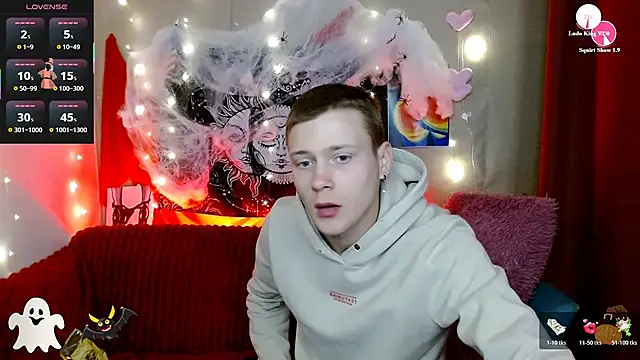 Xavier Night81 online show from 4, 11, 2025