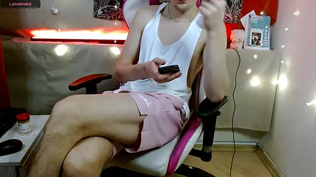 Xavier Night81 online show from 13, 11, 2025