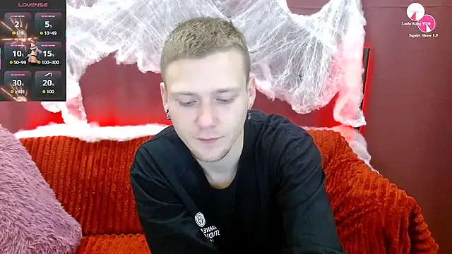 Xavier Night81 online show from 30, 10, 2025