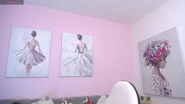 Snapshot of linda_morgan1 chatting on 15, 10, 2025 linda morgan1 online show from 15, 10, 2025