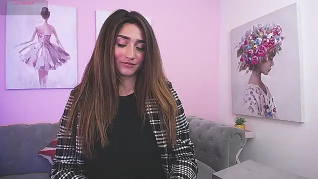 Snapshot of linda_morgan1 chatting on 27, 9, 2025 linda morgan1 online show from 27, 9, 2025