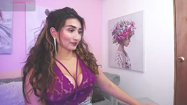 Snapshot of linda_morgan1 chatting on 22, 10, 2025 linda morgan1 online show from 22, 10, 2025