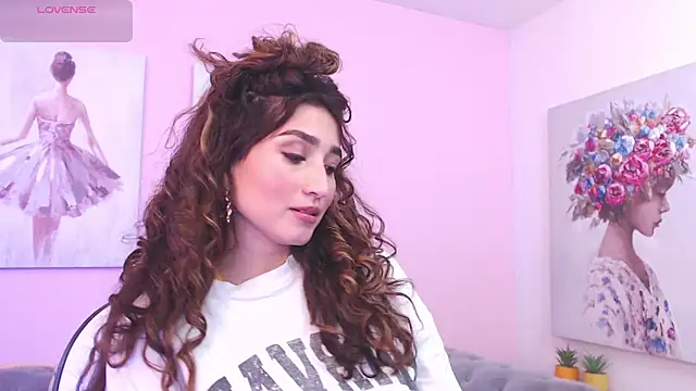 Snapshot of linda_morgan1 chatting on 12, 9, 2025 linda morgan1 online show from 12, 9, 2025