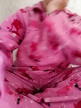 Ahalm online show from 13, 4, 2026