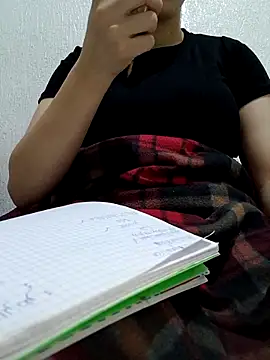 Ahalm online show from 6, 10, 2025