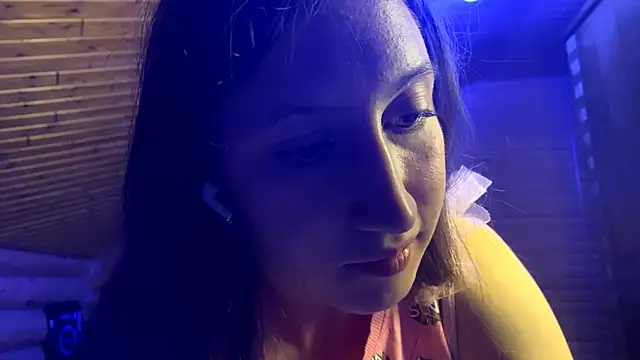 Shyselly online show from 14, 9, 2025