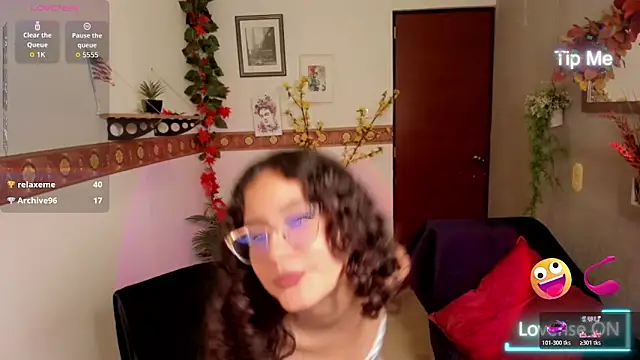 Snapshot of Krysten_Riter chatting on 4, 5, 2026 Krysten Riter online show from 4, 5, 2026