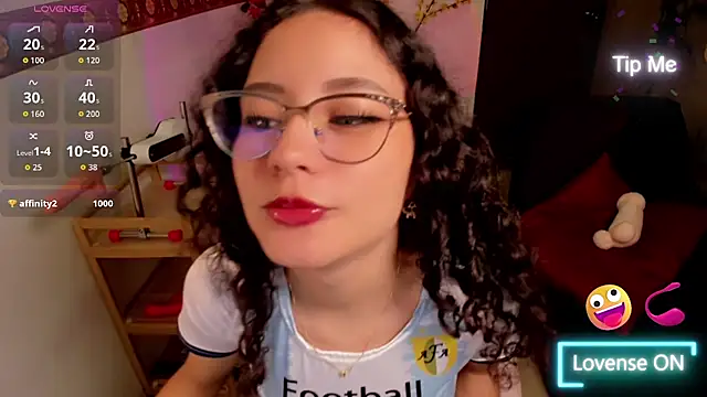 Snapshot of Krysten_Riter chatting on 11, 6, 2026 Krysten Riter online show from 11, 6, 2026