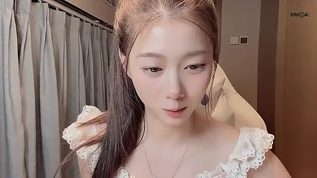 Snapshot of Makinghappymyself_ chatting on 29, 11, 2025 Makinghappymyself online show from 29, 11, 2025