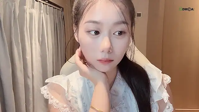 Snapshot of Makinghappymyself_ chatting on 30, 10, 2025 Makinghappymyself online show from 30, 10, 2025