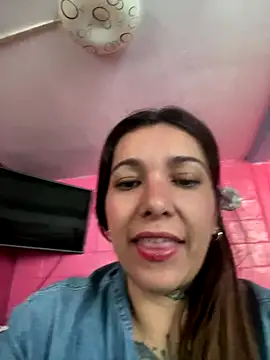 Snapshot of emperatrixsex chatting on 3, 10, 2025 emperatrixsex online show from 3, 10, 2025