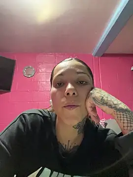 Snapshot of emperatrixsex chatting on 12, 10, 2025 emperatrixsex online show from 12, 10, 2025