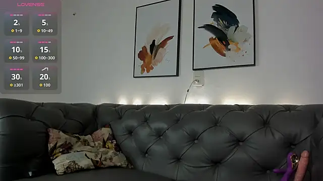 Zahra milks online show from 26, 9, 2025