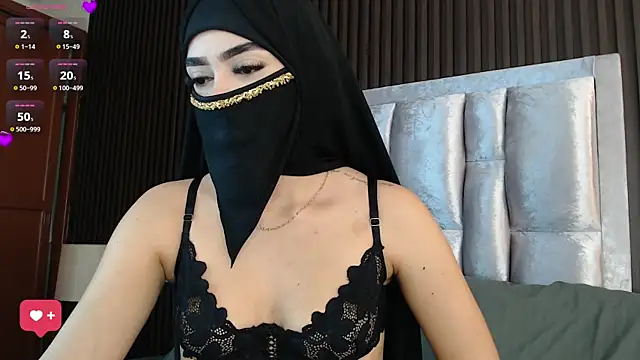 Snapshot of Zahra_milks chatting on 20, 6, 2026 Zahra milks online show from 20, 6, 2026