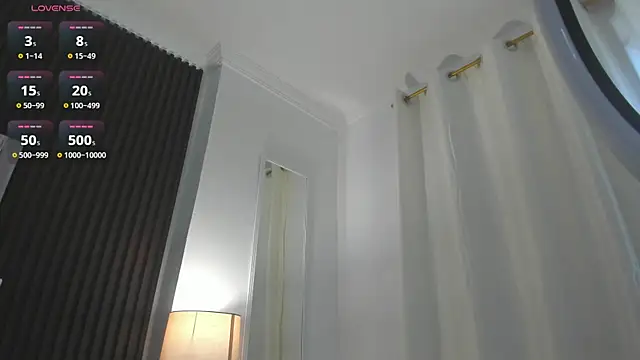 Zahra milks online show from 4, 4, 2026