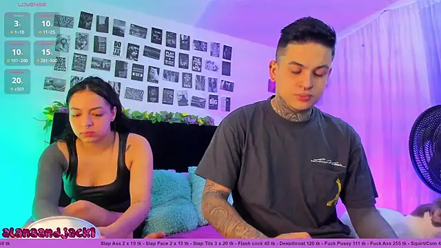 Sarahandzack online show from 10, 9, 2025