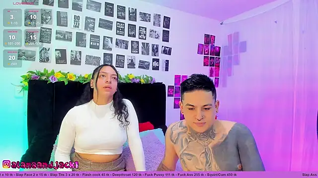 Sarahandzack online show from 13, 9, 2025