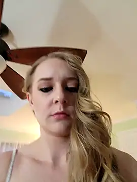  Karizma  online show from 3, 12, 2025