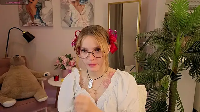 Ginger Emma online show from 24, 9, 2025