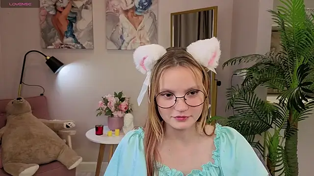 Ginger Emma online show from 22, 9, 2025