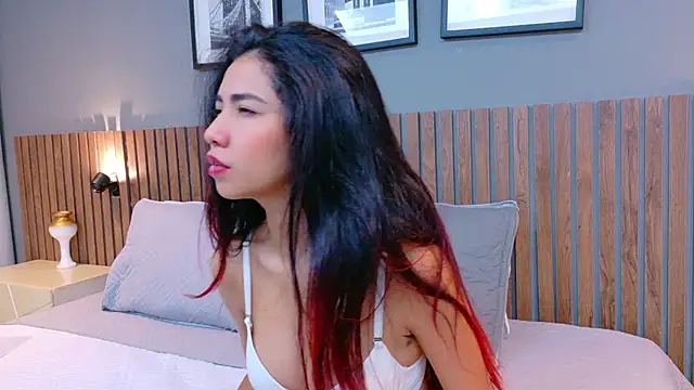 luna roja25 online show from 20, 9, 2025