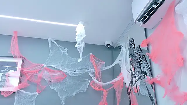 luna roja25 online show from 15, 10, 2025