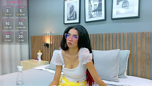 luna roja25 online show from 9, 9, 2025