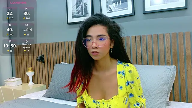 luna roja25 online show from 12, 9, 2025