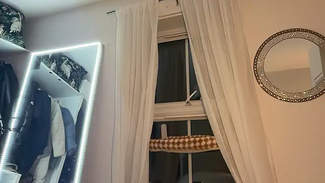 KayleeBella online show from 16, 2, 2026