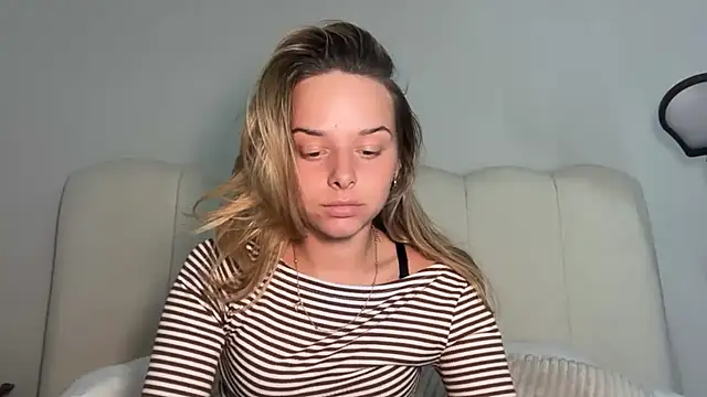 KayleeBella online show from 14, 4, 2026