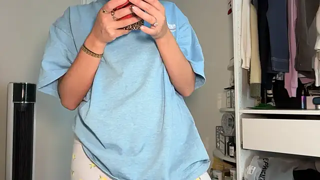 KayleeBella online show from 5, 4, 2026