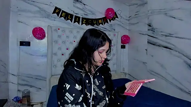 Ari and Storm online show from 12, 3, 2026