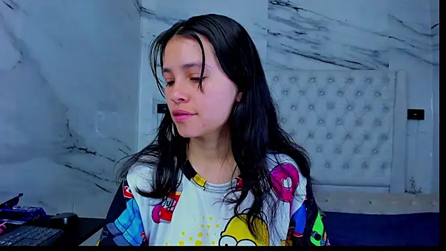 Ari and Storm online show from 19, 10, 2025