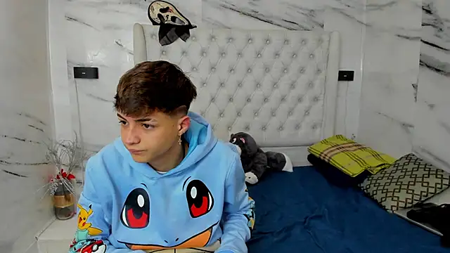 Ari and Storm online show from 11, 1, 2026