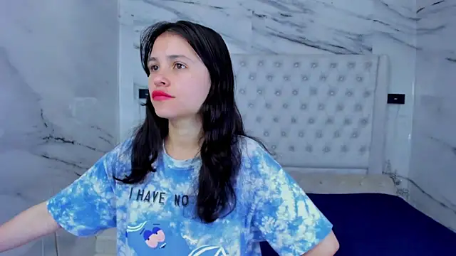 Ari and Storm online show from 26, 9, 2025