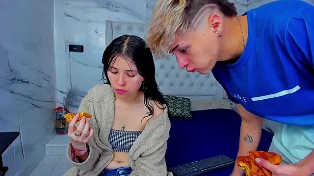 Ari and Storm online show from 25, 9, 2025